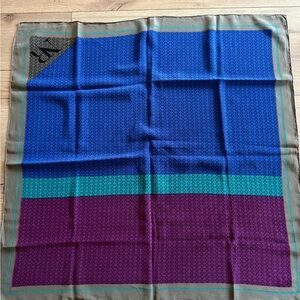 Roberto Verino Silk Scarf size 28x28 New Unused